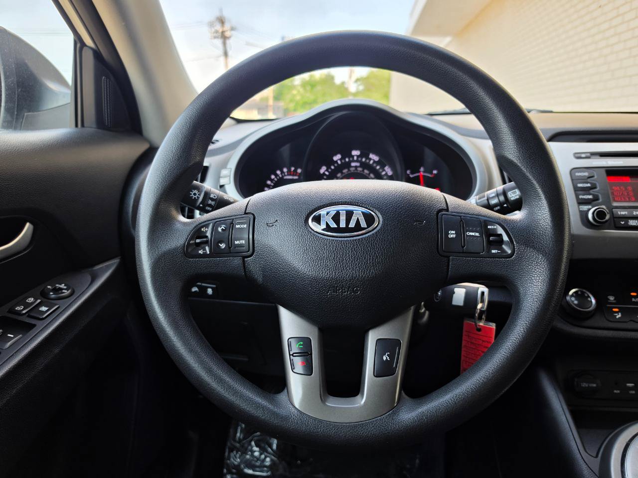 Used 2015 Kia Sportage LX AWD/4WD image 17
