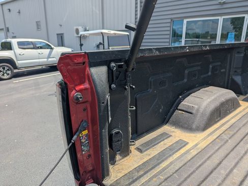 Used 2024 GMC Sierra 2500 AT4 w/ AT4 Premium Plus Package AWD/4WD image 49