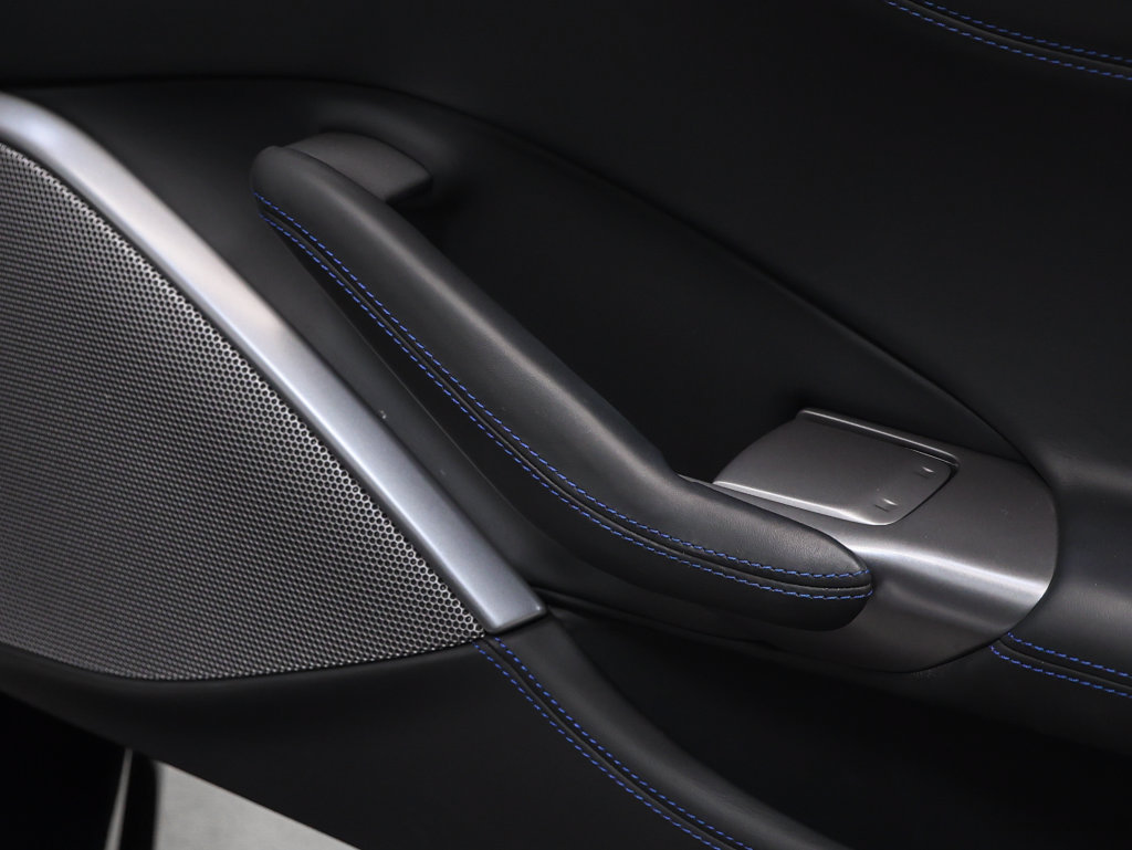 Certified 2019 Ferrari Portofino RWD image 34