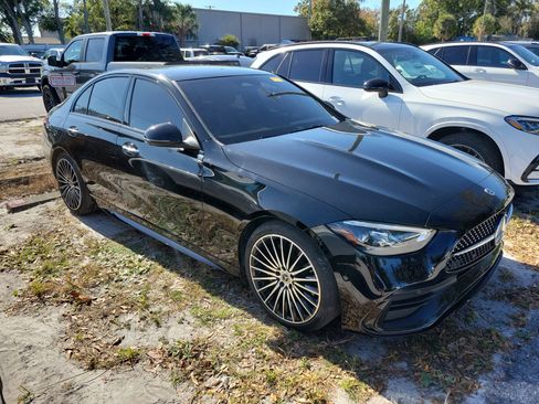 Used 2023 Mercedes-Benz C 300 4MATIC Sedan image 2