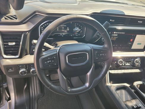 Used 2025 GMC Sierra 2500 Denali Ultimate AWD/4WD image 27