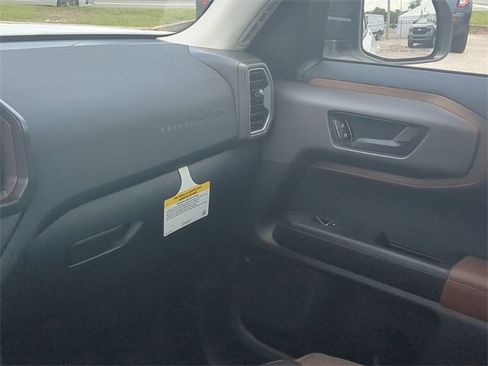 New 2025 Ford Bronco Sport Outer Banks image 6