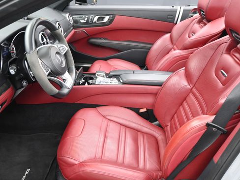 Used 2019 Mercedes-Benz SL 63 AMG image 5