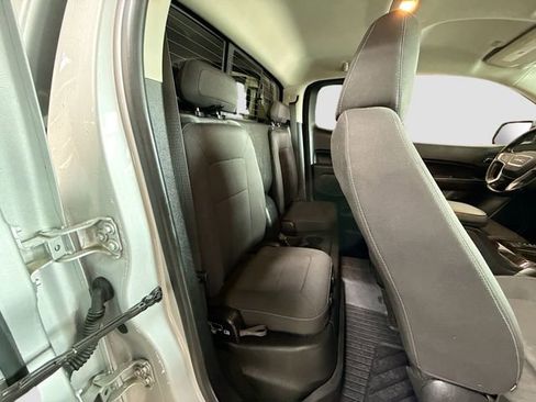 Used 2018 GMC Canyon SLE w/ SLE Convenience Package RWD image 25