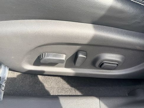 Used 2016 Nissan Murano SL AWD/4WD image 16