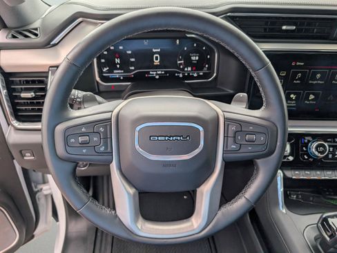 Used 2024 GMC Sierra 1500 Denali w/ Denali Reserve Package AWD/4WD image 21