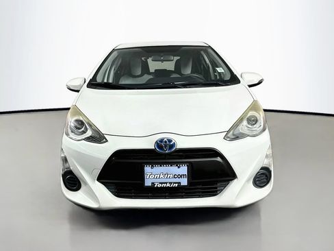 Used 2015 Toyota Prius C One FWD image 3