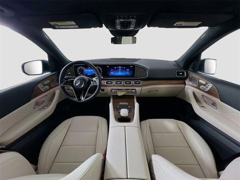 New 2026 Mercedes-Benz GLE 350 4MATIC image 9