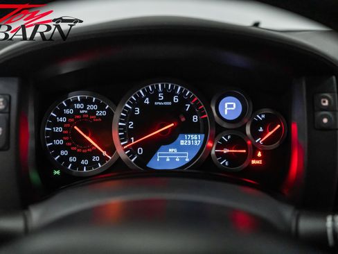 Used 2013 Nissan GT-R Black Edition image 40