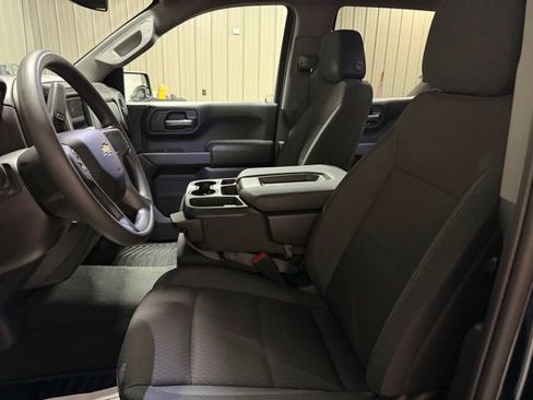 Used 2025 Chevrolet Silverado 1500 Custom image 16
