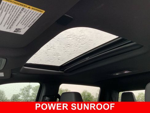 Used 2023 GMC Sierra 1500 AT4 w/ AT4 Premium Package AWD/4WD image 6