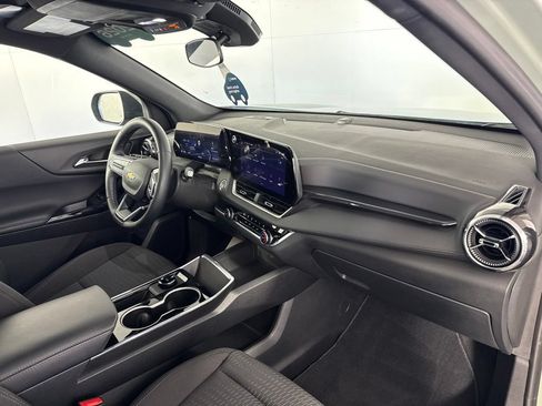 Certified 2026 Chevrolet Equinox LT AWD/4WD image 37