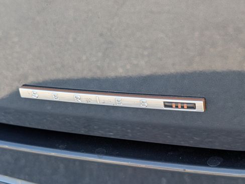 Used 2024 Jeep Grand Wagoneer L Series III AWD/4WD image 9