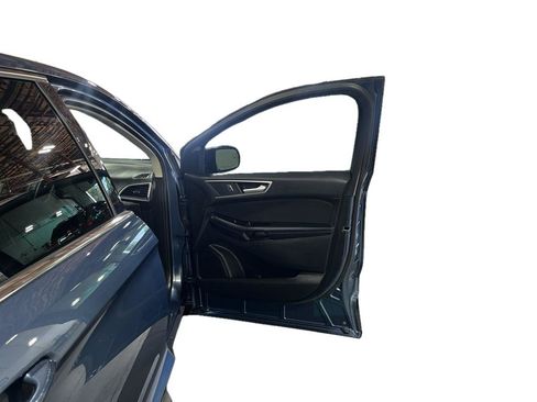 Used 2018 Ford Edge SEL AWD/4WD image 23
