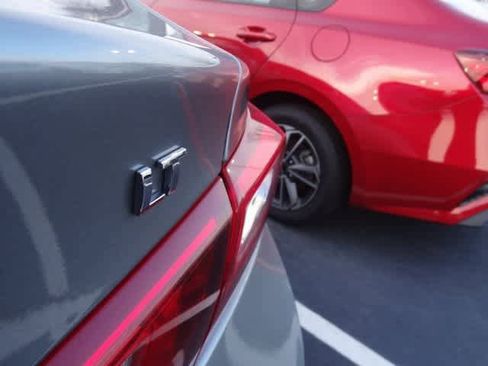 Used 2023 Chevrolet Malibu LT image 22