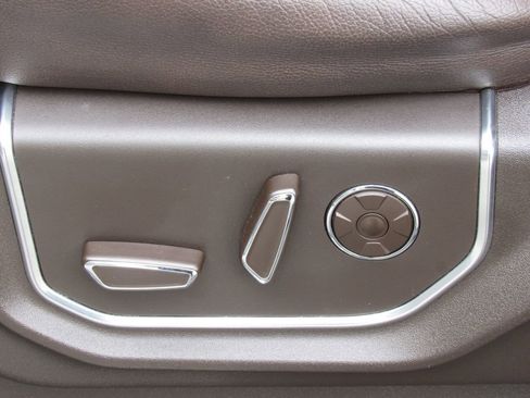 Used 2019 Ford F150 Limited AWD/4WD image 15