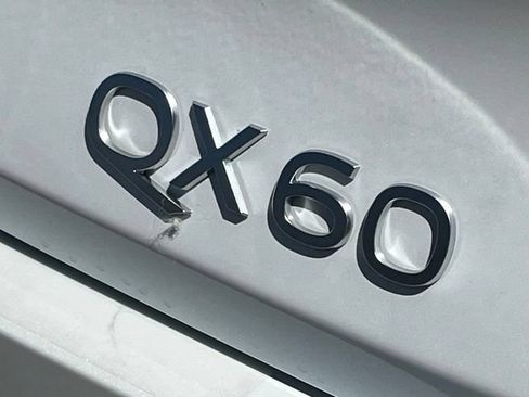 Certified 2026 INFINITI QX60 Luxe w/ Cargo Package FWD image 34