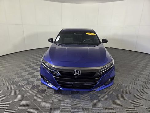 Used 2022 Honda Accord Sport image 3