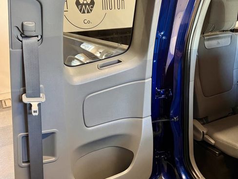 Used 2015 Toyota Tacoma PreRunner w/ SR5 Package image 22