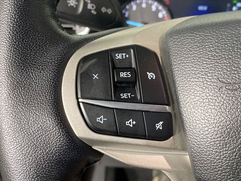 Used 2023 Ford Explorer XLT w/ Equipment Group 202A AWD/4WD image 11