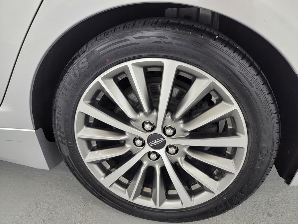 Used 2017 Lincoln MKZ Select w/ Climate Package AWD/4WD image 13