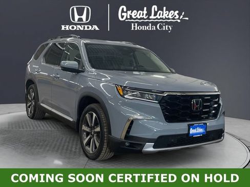 Certified 2023 Honda Pilot Touring image 1
