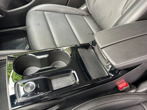 Used 2024 Buick Envision Preferred AWD/4WD image 33