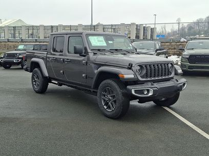 New 2026 Jeep Gladiator Sport