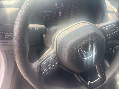 Used 2025 Honda Accord LX image 19