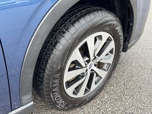 Used 2022 Subaru Outback Premium AWD/4WD image 39