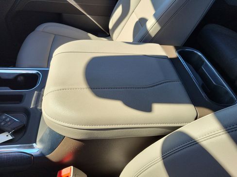 Used 2025 Chevrolet Silverado 1500 LTZ w/ Technology Package image 24