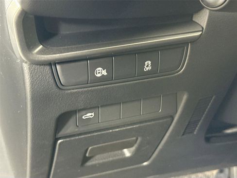 Used 2025 MAZDA MAZDA3 s image 14
