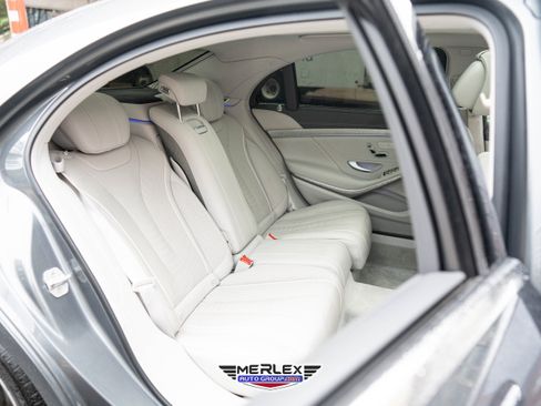 Used 2017 Mercedes-Benz S 550 4MATIC Sedan image 18