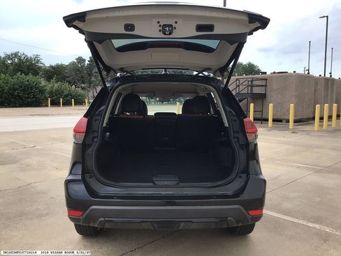 Used 2018 Nissan Rogue SV FWD image 10