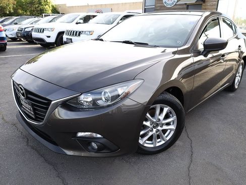 Used 2015 MAZDA MAZDA3 i Touring FWD image 2