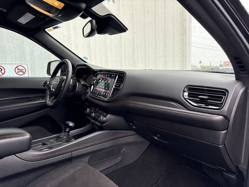 Used 2023 Dodge Durango GT image 34