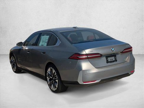 New 2027 BMW 530i xDrive AWD/4WD image 9