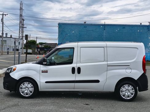 Used 2018 RAM ProMaster City Tradesman FWD image 4