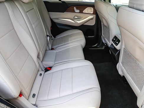 Used 2023 Mercedes-Benz GLE 450 4MATIC image 16