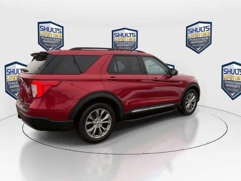 Used 2021 Ford Explorer XLT w/ Equipment Group 202A image 8