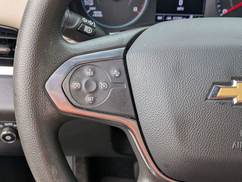 Used 2023 Chevrolet Traverse LS w/ Safety Package image 19