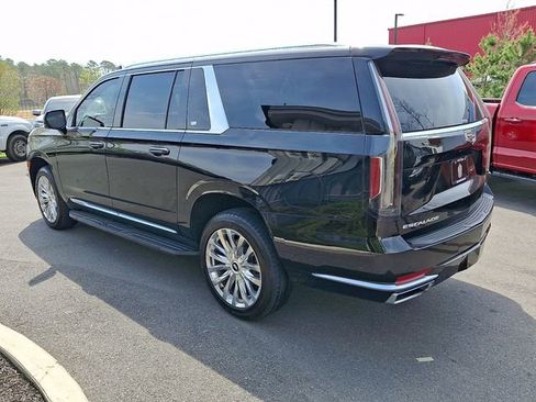 Used 2023 Cadillac Escalade ESV Premium Luxury AWD/4WD image 5
