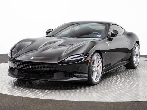 Certified 2022 Ferrari Roma RWD image 1