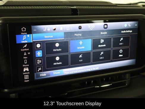 Used 2024 Jeep Wrangler Unlimited Sahara w/ Technology Group AWD/4WD image 30