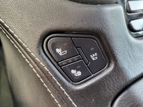 Used 2015 Chevrolet Tahoe LTZ AWD/4WD image 22
