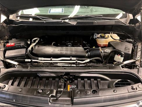 Used 2023 Chevrolet Silverado 1500 LT w/ LPO, Dark Essentials Package AWD/4WD image 9