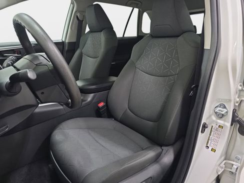 Certified 2023 Toyota RAV4 XLE AWD/4WD image 12