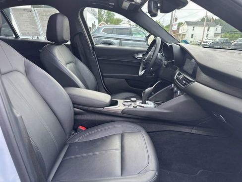 Used 2022 Alfa Romeo Giulia Ti image 20