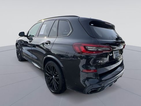 Used 2023 BMW X5 M50i w/ Executive Package image 3
