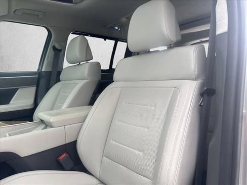 Used 2024 Hyundai Santa Fe Calligraphy AWD/4WD image 8